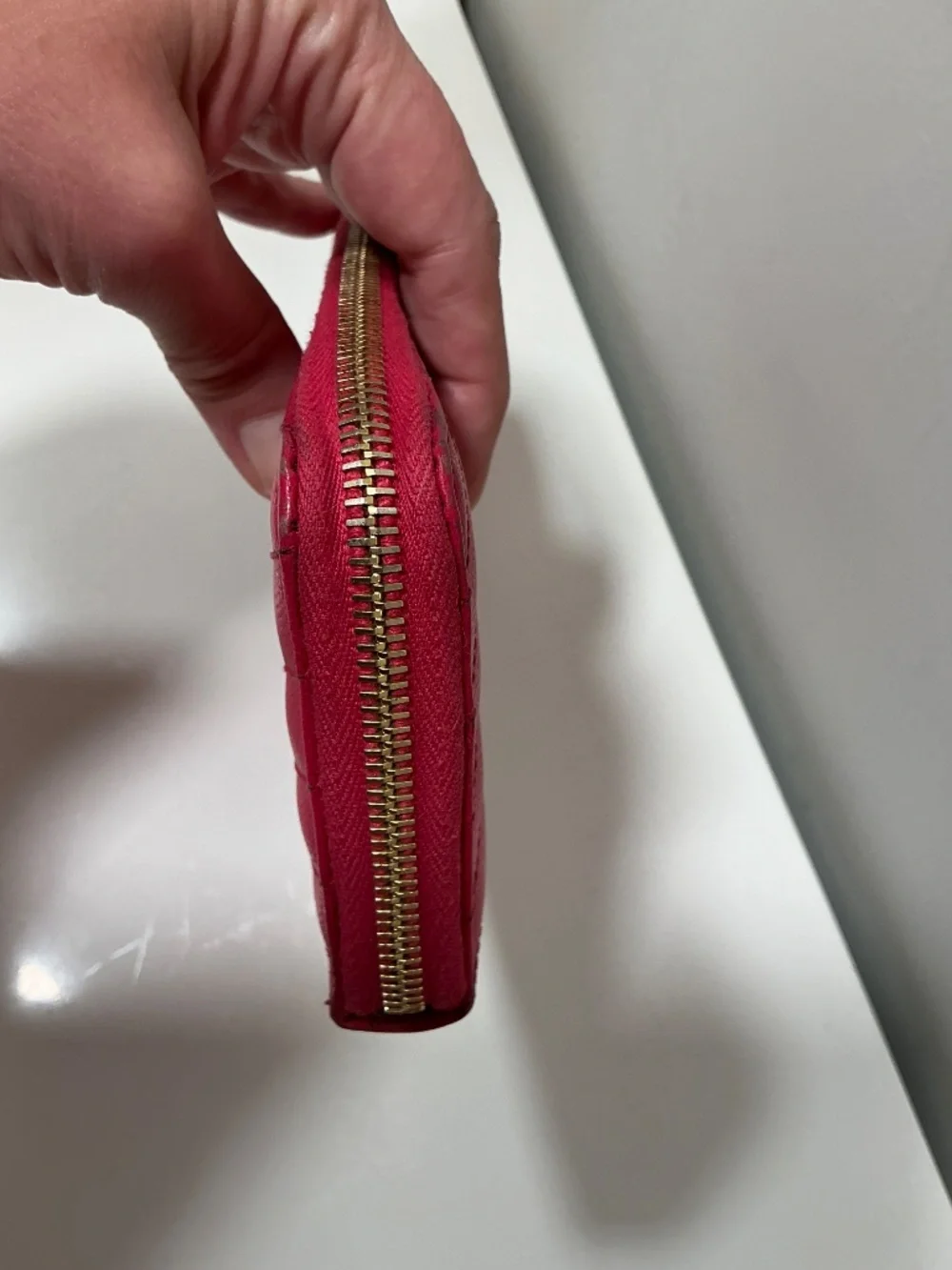 Yves Saint Laurent caviar leather classic chevron zippy wallet - Picture 5 of 9